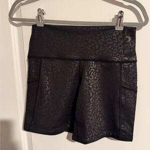 NWOT CVG Black Leopard Print Women's 5”Shorts with Pockets- Size Small